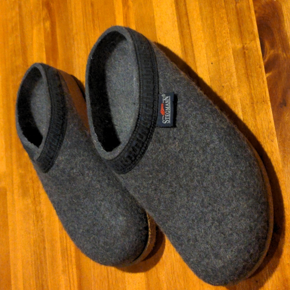 Stegmann wool clogs